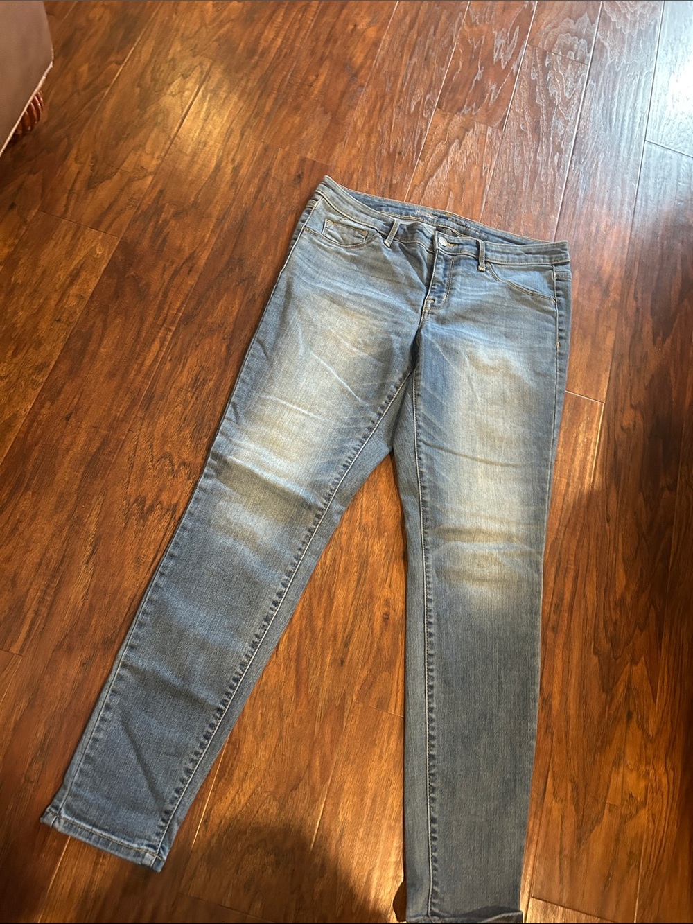 Mid rise Women's Light Blue Skinny Jeans 10/30
